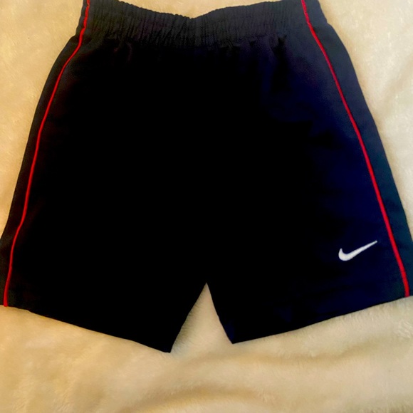 💙Nike Shorts - Picture 1 of 2